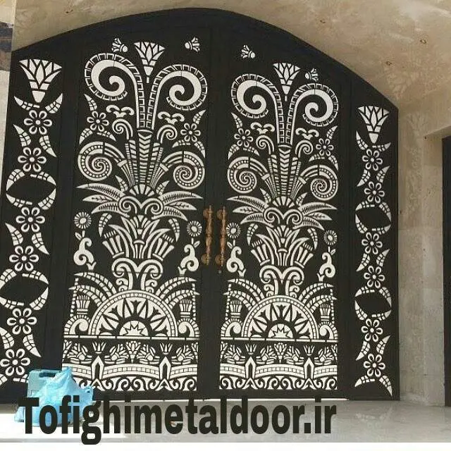 درب فلزی دو لنگه طرح لیزر کد ۵۲۷ 4 درب فلزی دو لنگه طرح لیزر کد ۵۲۷