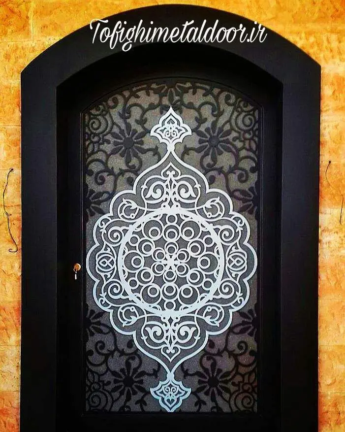 درب فلزی نفر رو طرح لیزری کد ۵۳۲ 3 درب فلزی نفر رو طرح لیزری کد ۵۳۲