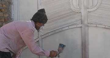 رنگ کاری درب