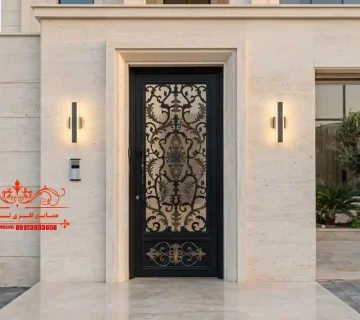 درب حیاط در شیراز