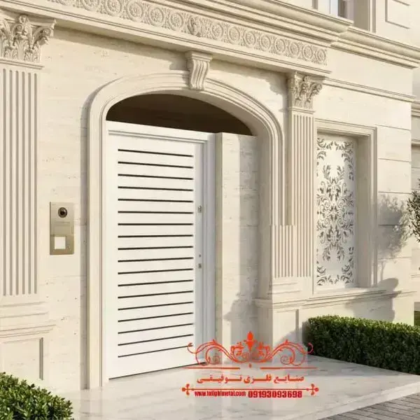 درب حیاط در زنجان