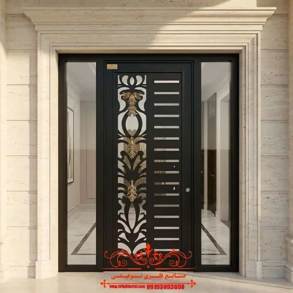 درب حیاط در شهرکرد