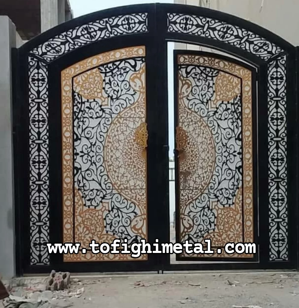 درب حیاط