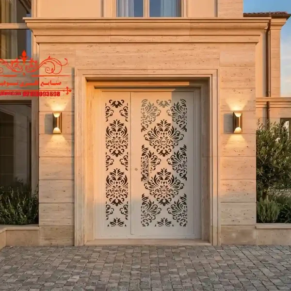 درب فلزی یک ونیم لنگه کد ۵۰۷ با برش لیزری CNC و طراحی مدرن برای ورودی حیاط